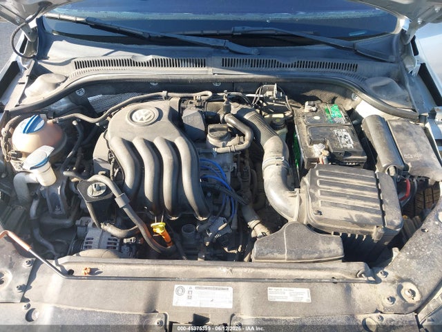 Volkswagen Jetta 2.0l S