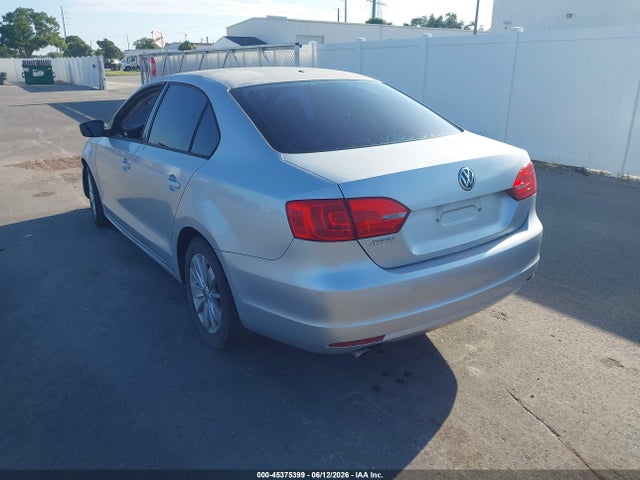 Volkswagen Jetta 2.0l S