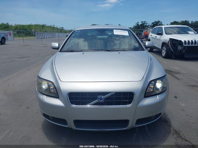 Volvo C70 T5