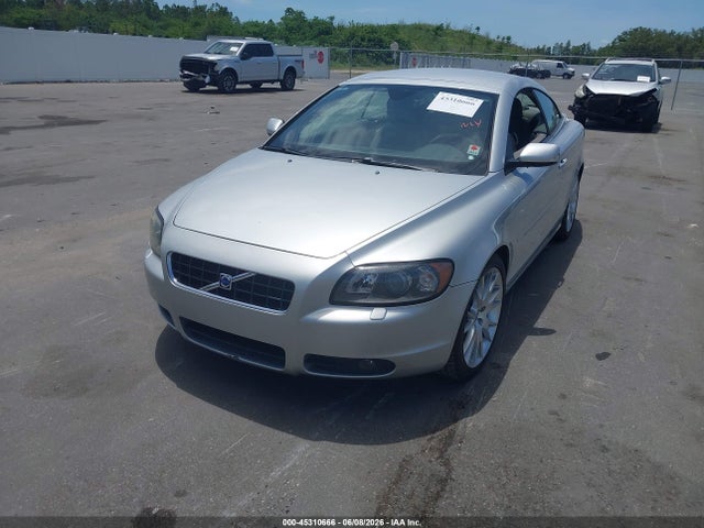 Volvo C70 T5