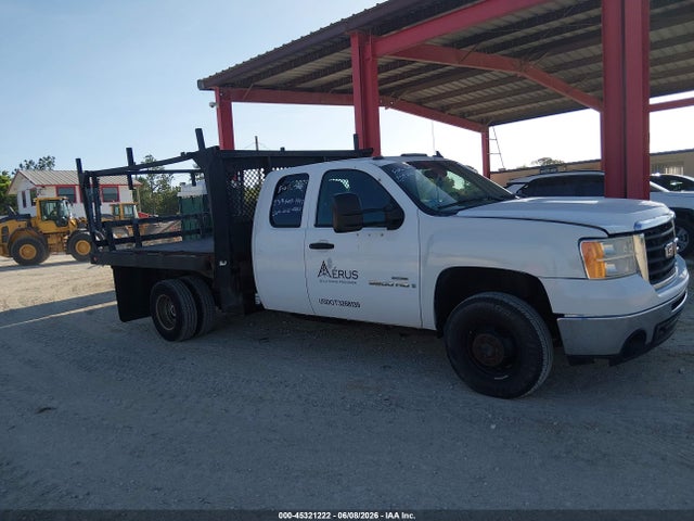 General Motors Sierra 3500 Chassis Work Truck