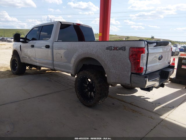 Ford F-250 Xlt