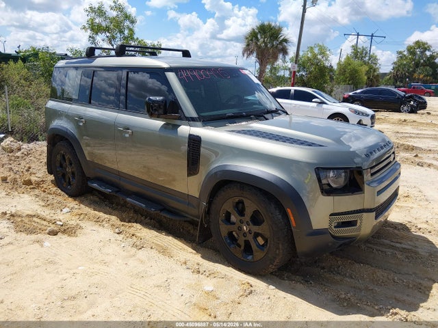 Salvage Land Rover Defender Image