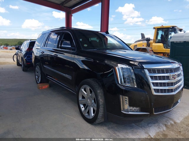 Salvage Cadillac Escalade Image