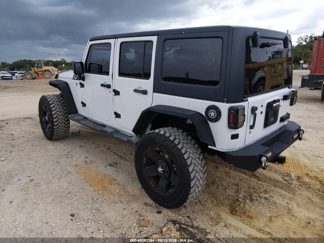 Jeep Wrangler Sahara