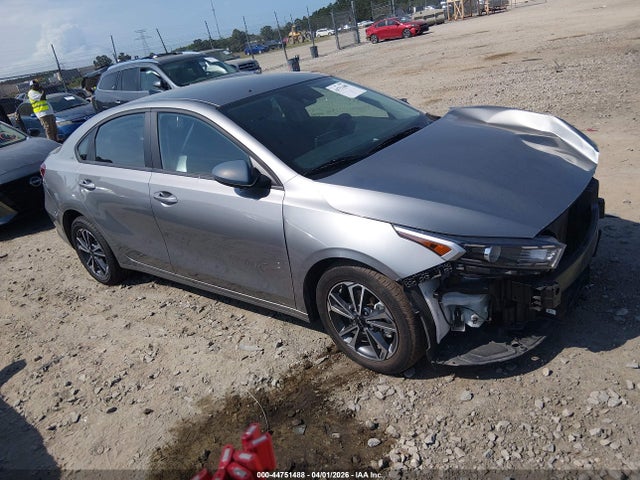 Salvage Kia Forte Image