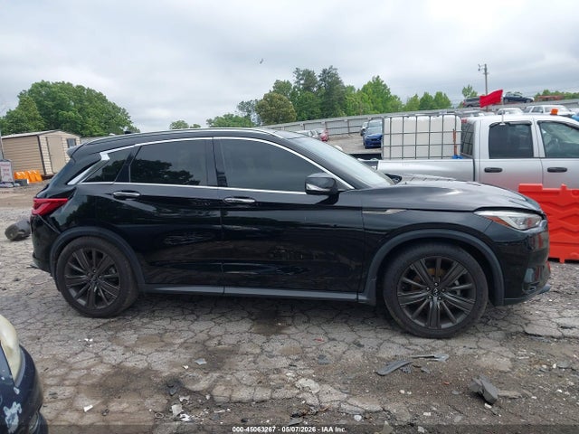 INFINITI Qx Essential