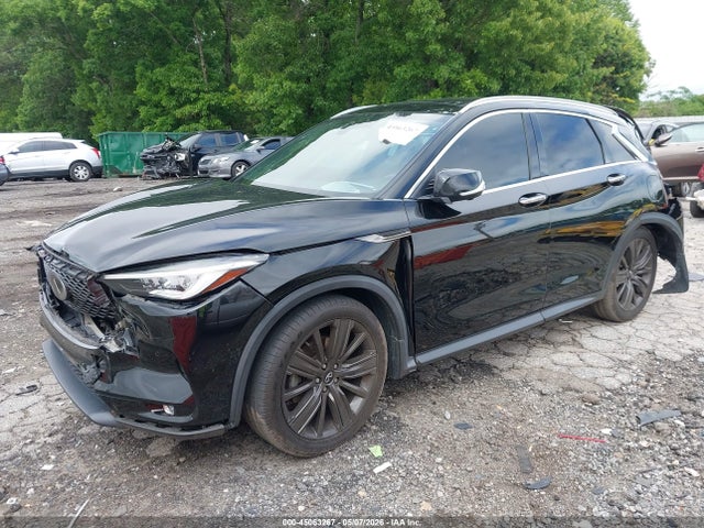 INFINITI Qx Essential