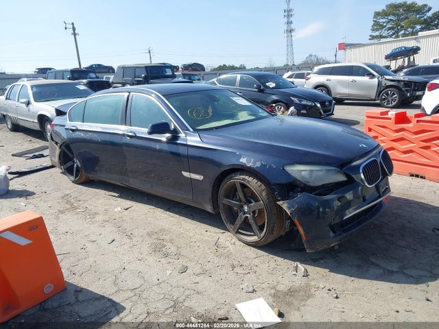 Salvage BMW 7 Series Image