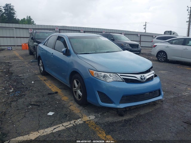 Salvage Toyota Camry Image