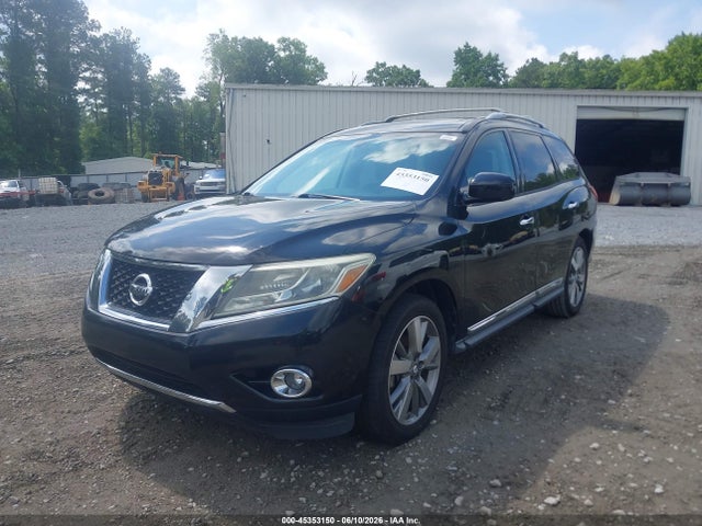 Nissan Pathfinder Platinum