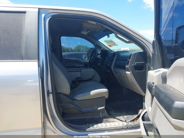Ford F-250 Xl