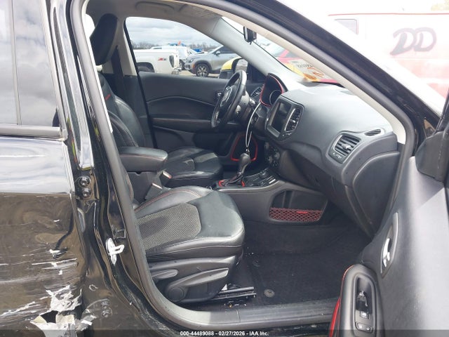 Jeep Compass Trailhawk 4x4
