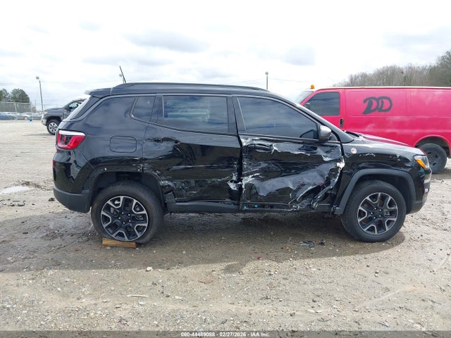 Jeep Compass Trailhawk 4x4