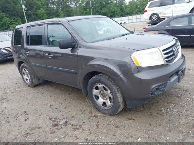 Salvage Honda Pilot Image