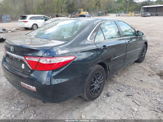 Toyota Camry Le