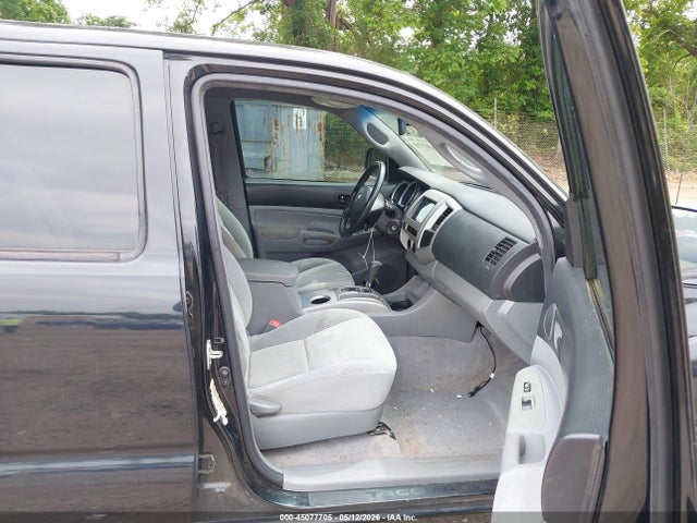 Toyota Tacoma Base V6