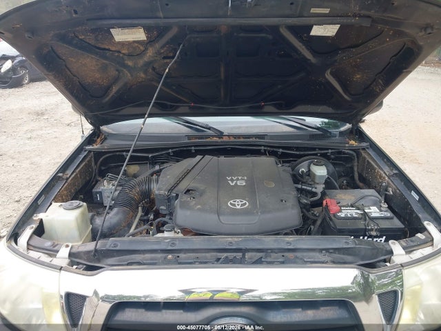 Toyota Tacoma Base V6