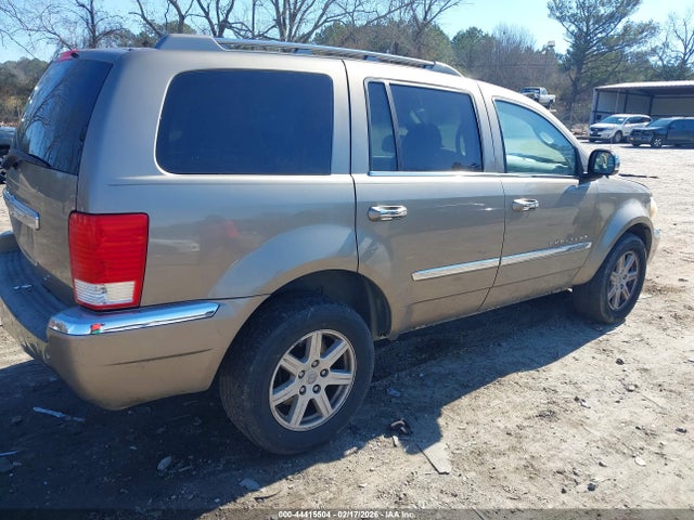 Chrysler Aspen Limited
