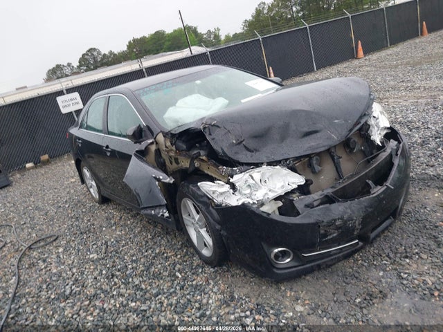 Salvage Toyota Camry Image