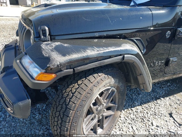 Jeep Gladiator Sport S
