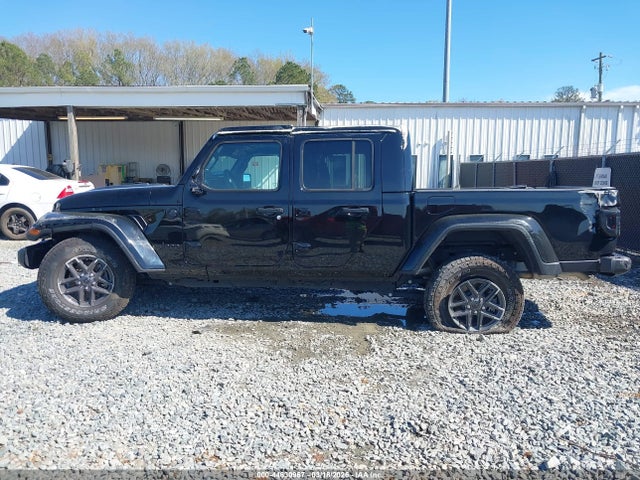 Jeep Gladiator Sport S