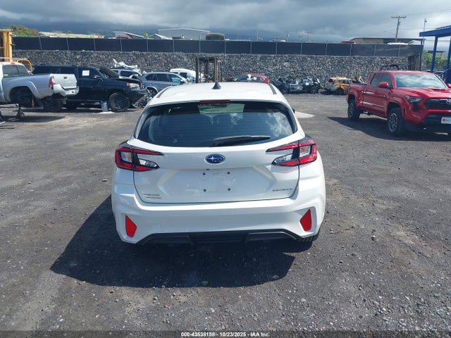 Subaru Impreza Base 5-door