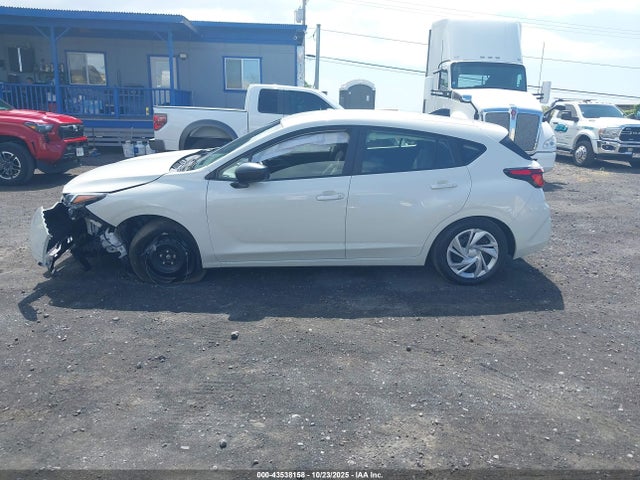 Subaru Impreza Base 5-door
