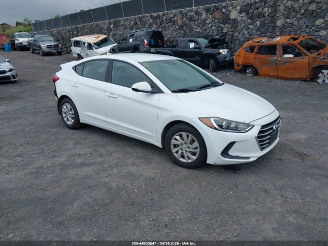 Salvage Hyundai ELANTRA Image