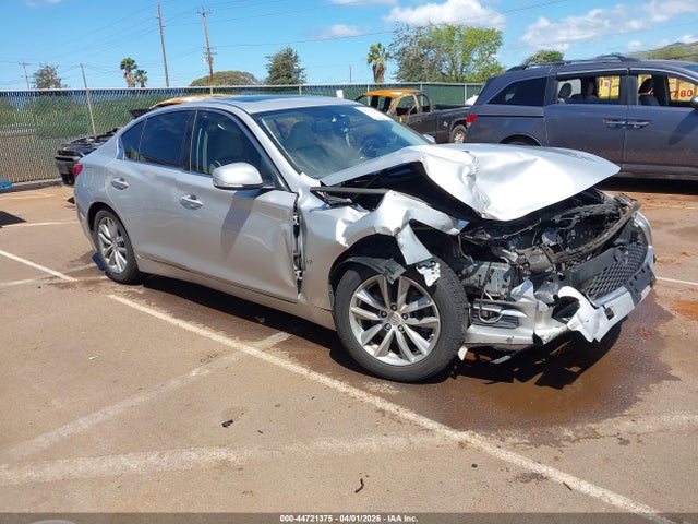 Salvage INFINITI Q50 Image
