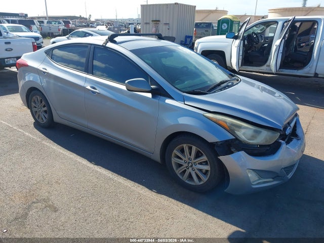 Salvage Hyundai ELANTRA Image