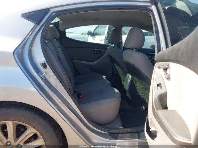 Hyundai ELANTRA Se