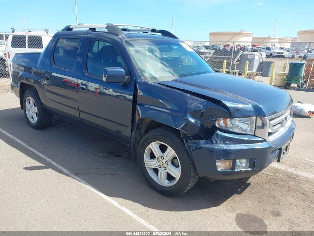Salvage Honda Ridgeline Image