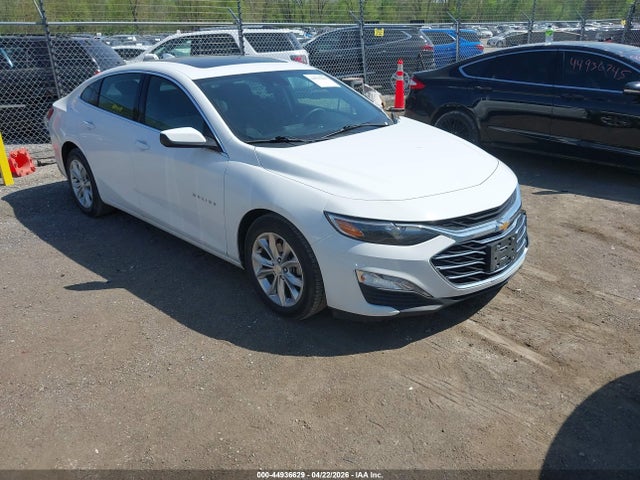 Salvage Chevrolet Malibu Image