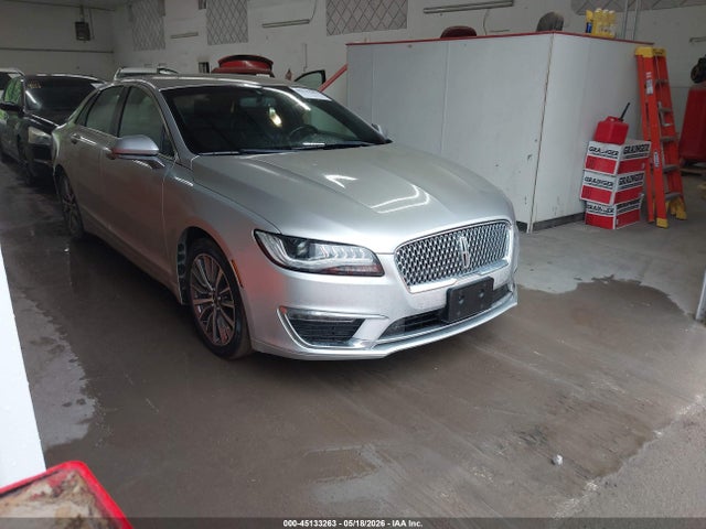 Salvage Lincoln MKZ Image