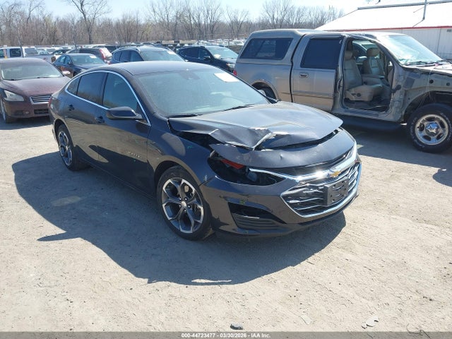 Salvage Chevrolet Malibu Image