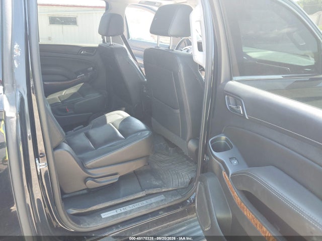 Chevrolet Suburban Premier