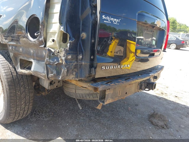 Chevrolet Suburban Premier