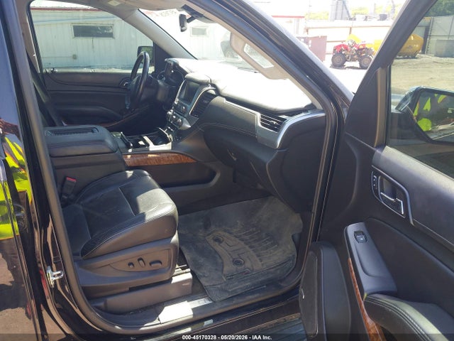 Chevrolet Suburban Premier