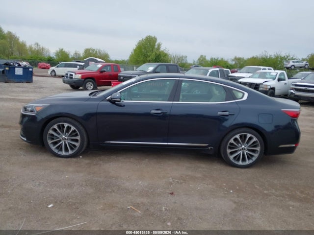 Kia Cadenza Technology