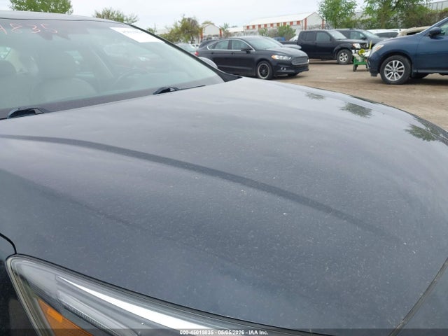 Kia Cadenza Technology