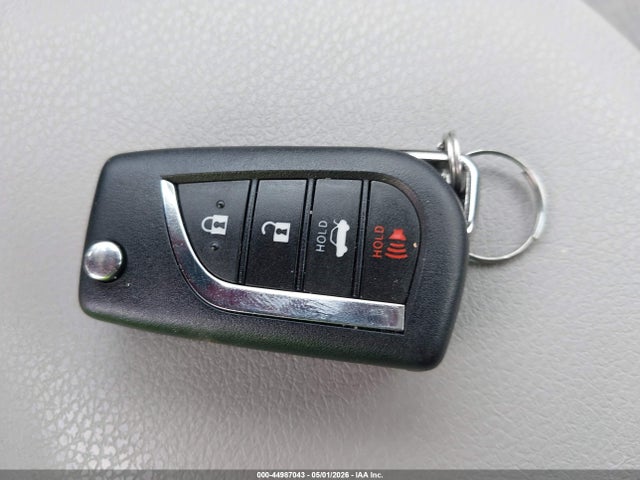 Toyota Camry Le Awd