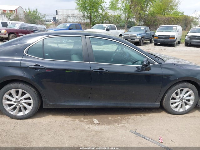 Toyota Camry Le Awd