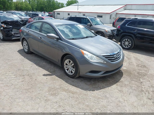 Salvage Hyundai SONATA Image