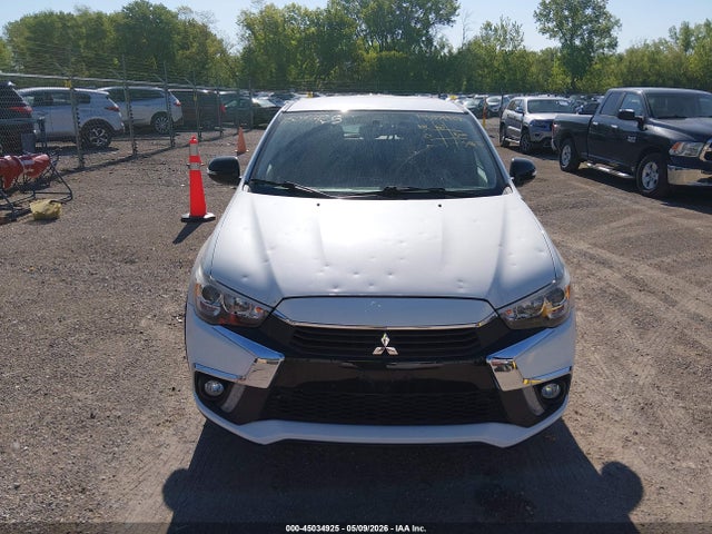 Mitsubishi Outlander 2.0 Le