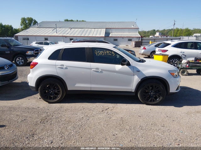 Mitsubishi Outlander 2.0 Le