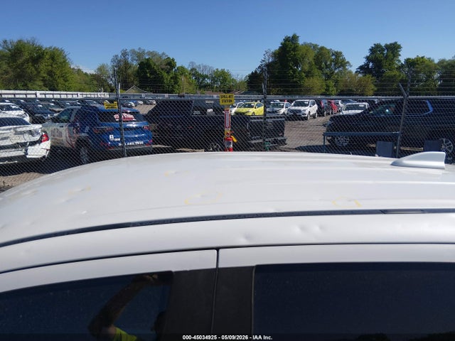 Mitsubishi Outlander 2.0 Le