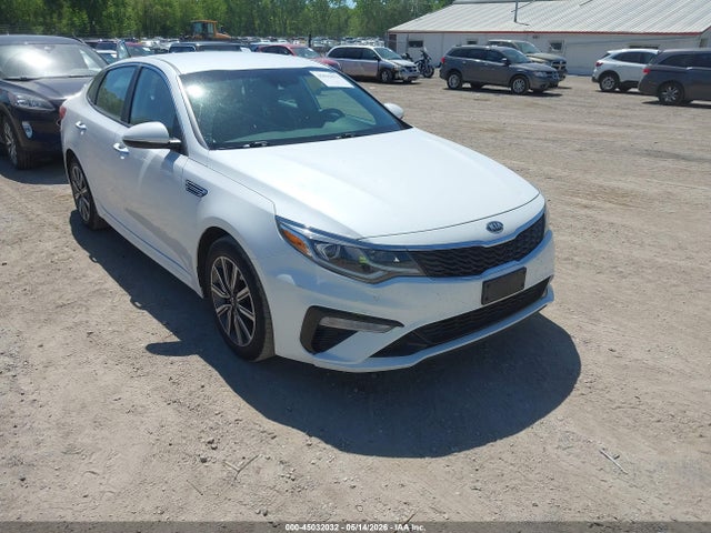 Salvage Kia Optima Image