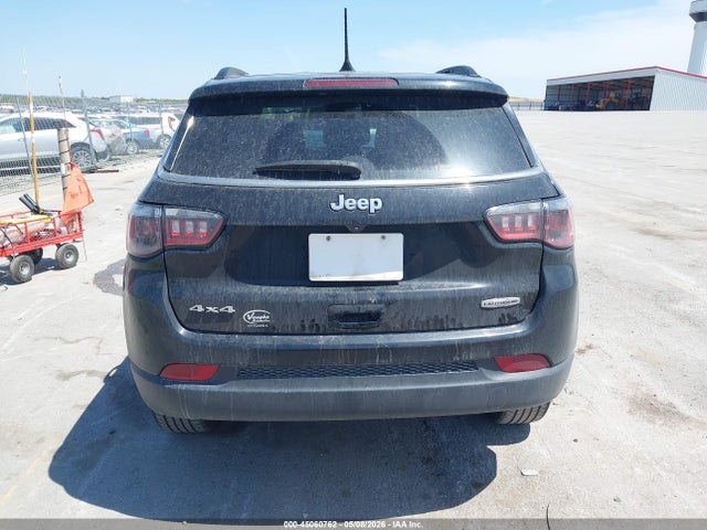 Jeep Compass Latitude Lux 4x4