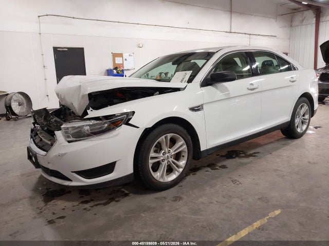 Ford Taurus Se